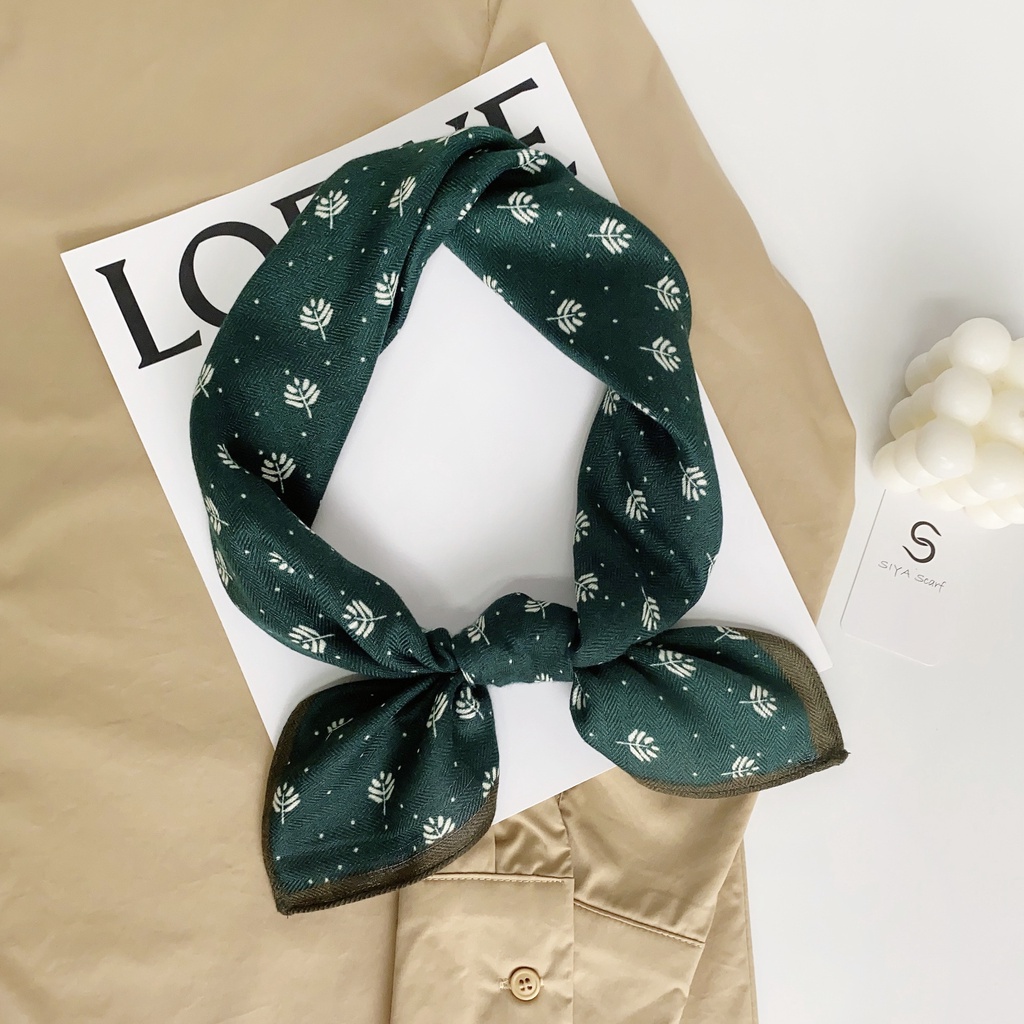 Khăn Choàng Cổ Hình Vuông Cỡ Nhỏ Bằng Vải Nhung 68 * 68cm In Họa Tiết Cỏ Ba Lá Phong Cách Hàn Quốc Thời Trang Xuân Hè Cho Nữ