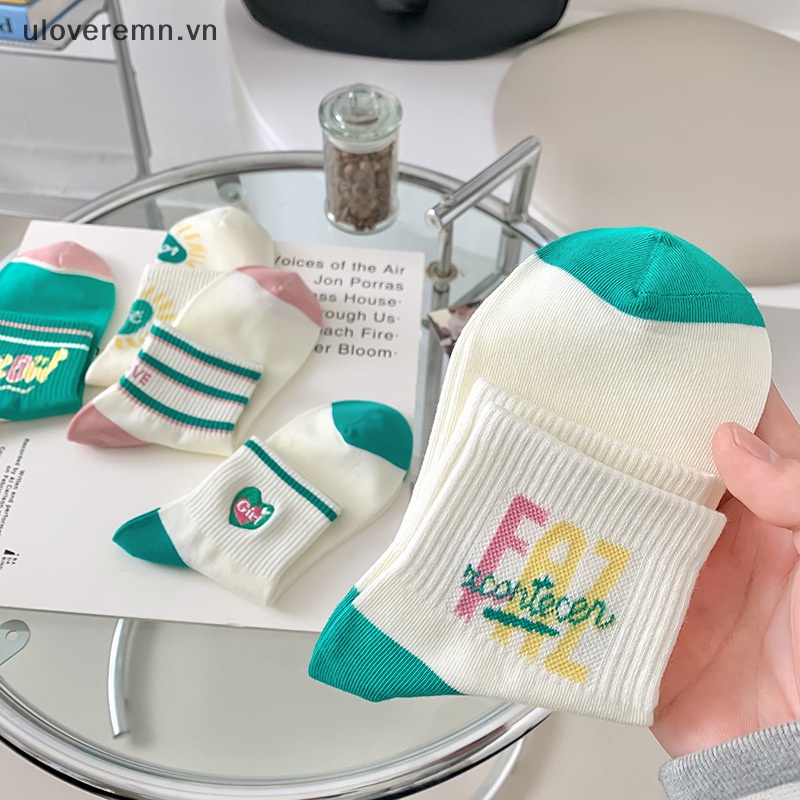 Đôi Vớ Cotton Kẻ Sọc Thêu Hình Trái Tim Thời Trang Harajuku Đáng Yêu Dành Cho Nữ