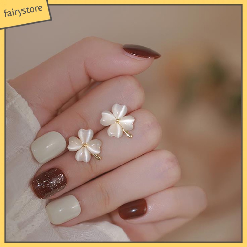 1 Đôi Bông Tai Hình Cỏ Bốn Lá Đính Đá Opal Nhân Tạo Thời Trang