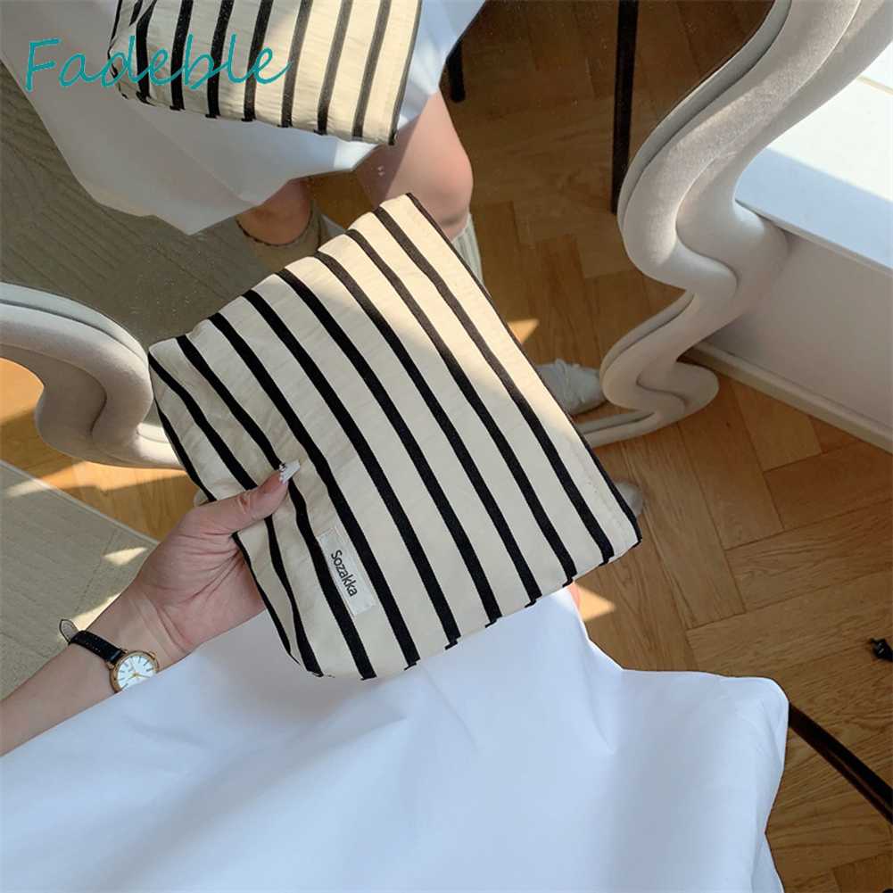 Túi Đựng Mỹ Phẩm Bằng Vải Canvas Họa Tiết Kẻ Sọc Sức Chứa Lớn Tiện Dụng Cho Nữ