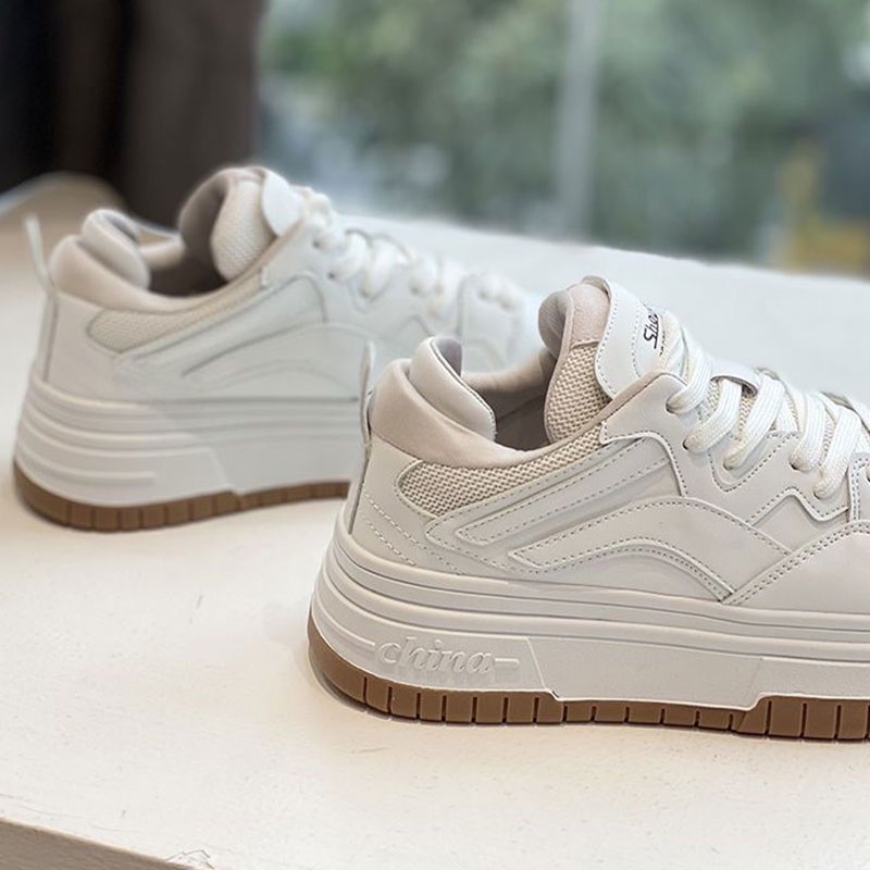 Giày Thể Thao QINOS Đế Dày Chống Trượt Thời Trang Năng Động