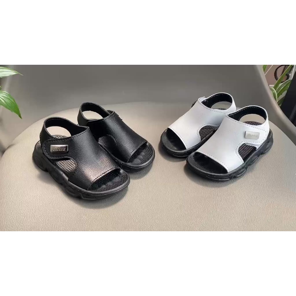 Dép sandal bé trai, Dép quai hậu siêu nhẹ cho bé trai 1-5 tuổi phong cách hàn quốc [giaydeptreemkieusashop1]