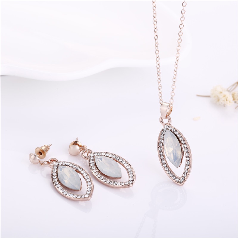 Bộ Vòng cổ Và Đôi Khuyên Tai Hình Giọt Nước Đính Đá Thời Trang Cho Cô Dâu