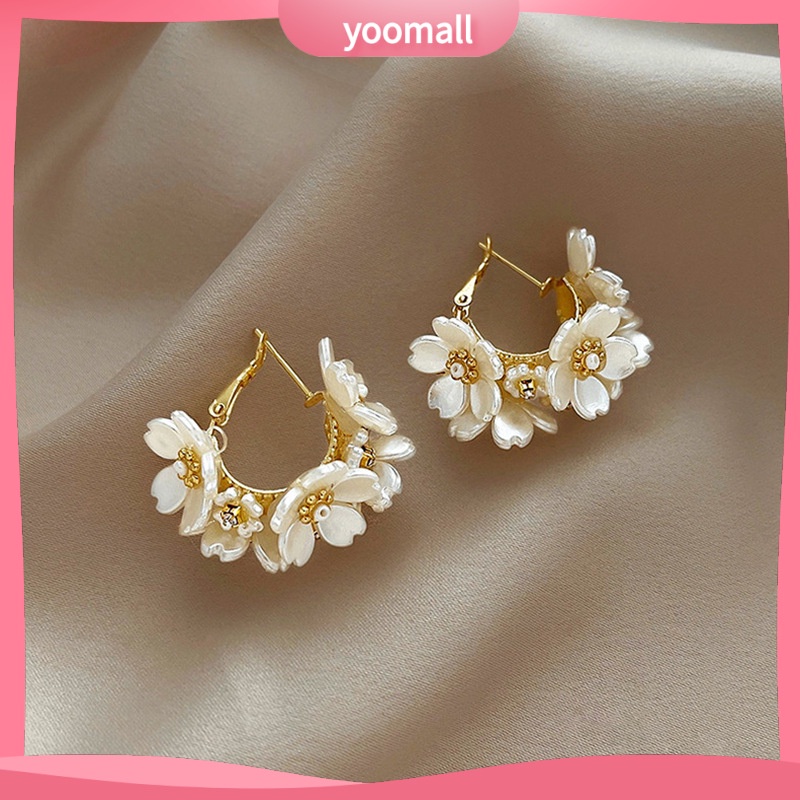 [YM] Bông Tai Thiết Kế Hình Hoa Trắng Đính Kim Cương Giả Vỏ Sò