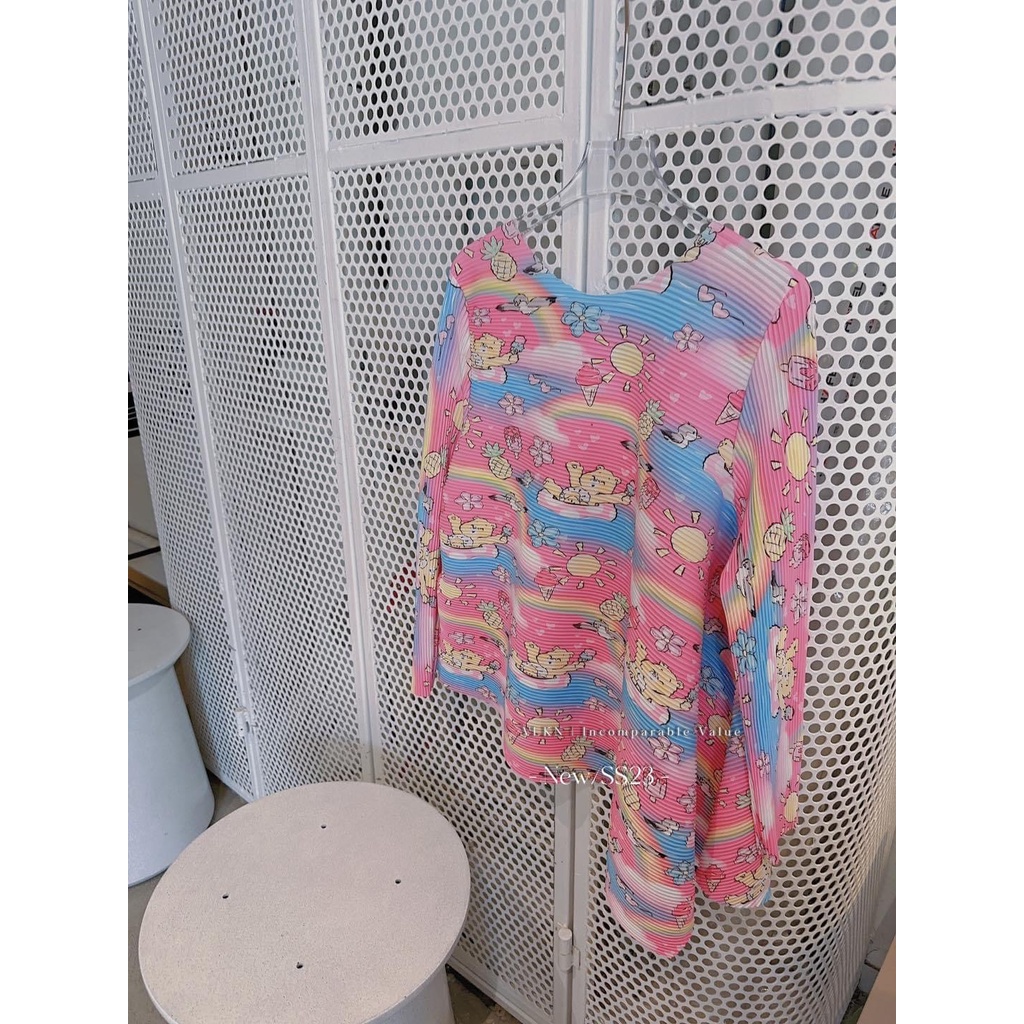 Áo dập ly hoạt hình xéo tà