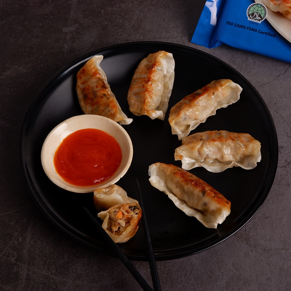Sủi cảo kiểu Nhật nhân hải sản KARRION - Seafood Gyoza 192G/ 12 CÁI