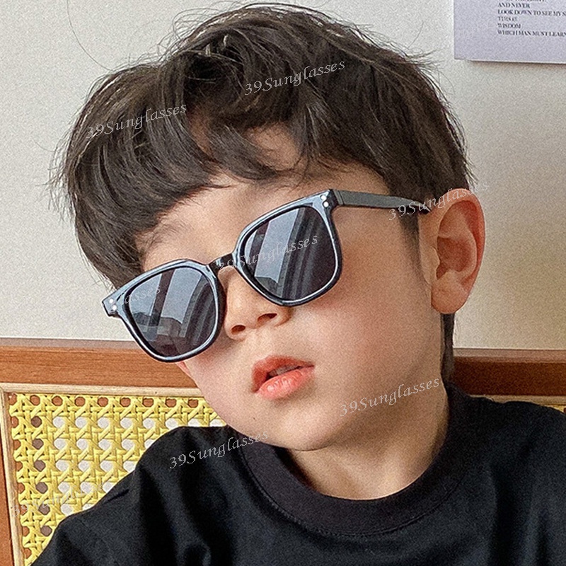 Trẻ em Hàn Quốc thời trang kẹo màu dễ thương kính bé vuông cộng với kích thước trẻ em cầu vồng kính râm cho bé trai và bé gái bóng râm ngoài trời UV bóng râm