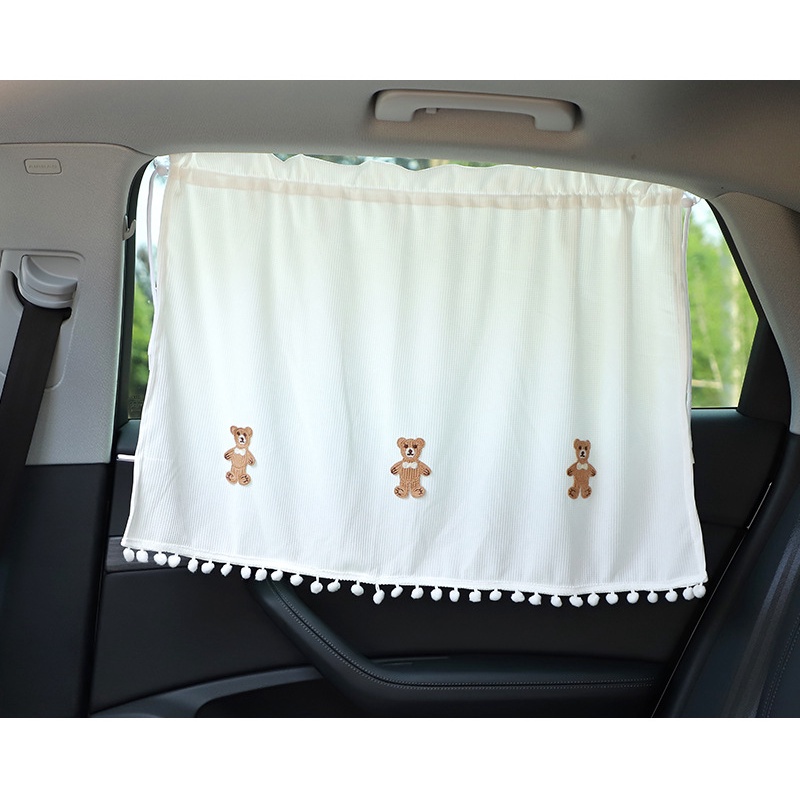 Rèm Che Nắng Cửa Sổ Xe Hơi Có Giác Hút Họa Tiết Hoạt Hình Dễ Thương