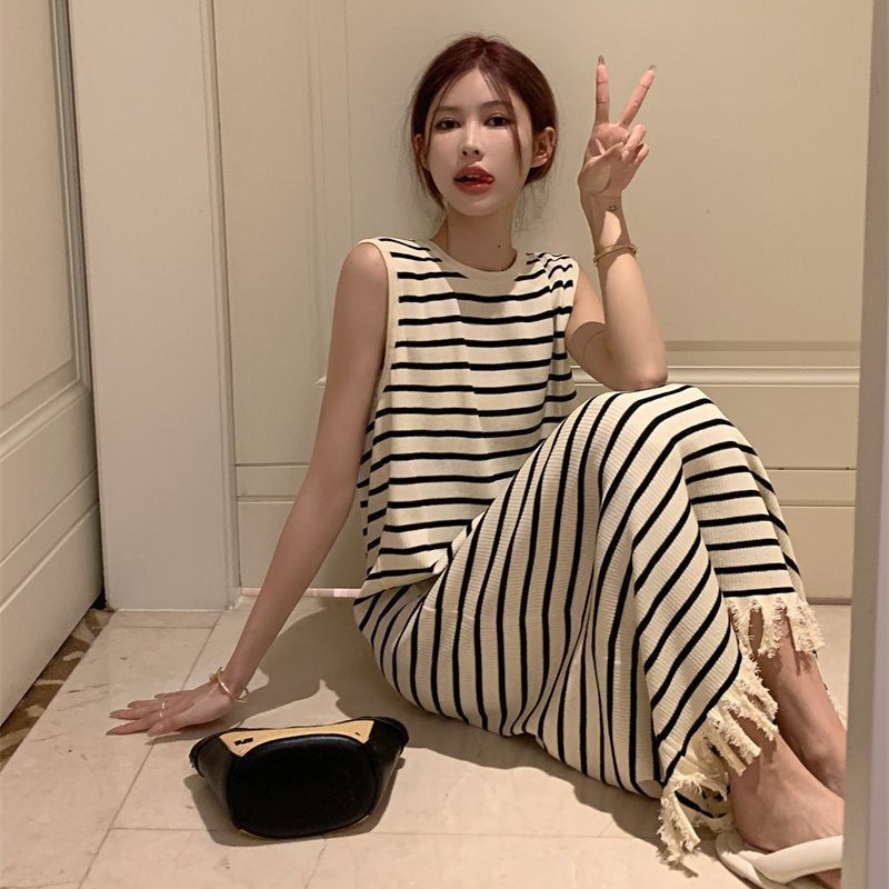 Đầm Maxi Dệt Kim Dáng Rộng Họa Tiết Kẻ Sọc Thiết Kế Mới Thời Trang Mùa Hè Cho Nữ