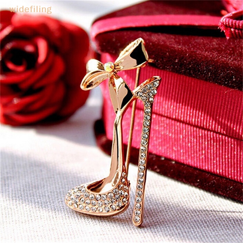 Cài Áo Hình Giày Cao Gót Mạ Vàng Đính Đá Pha Lê