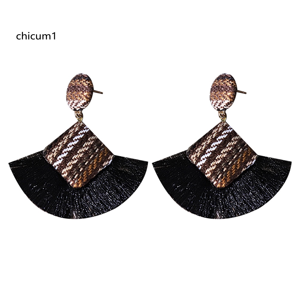 Khuyên Tai Tua Rua Hình Thoi Phong Cách Retro