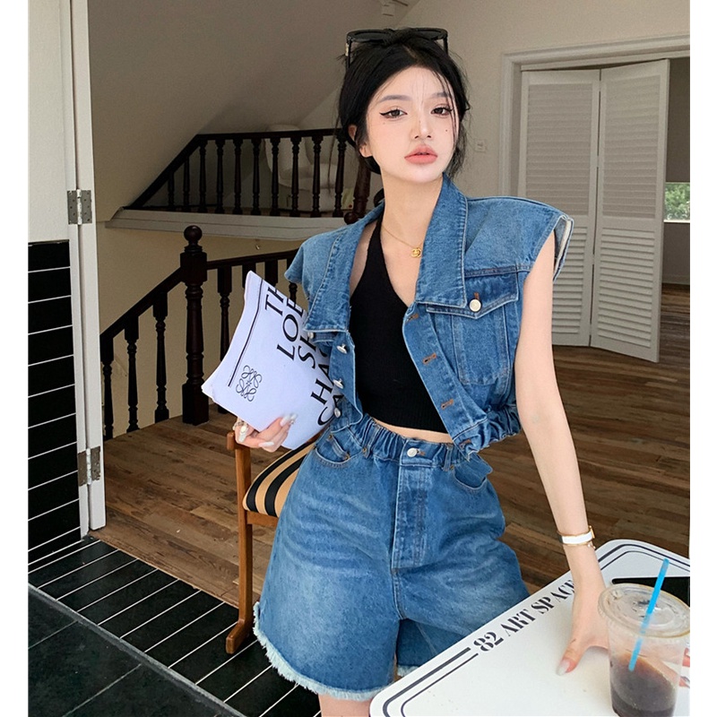 Áo Thun Sát Nách Dáng Rộng Phối Túi Cá Tính Trẻ Trung