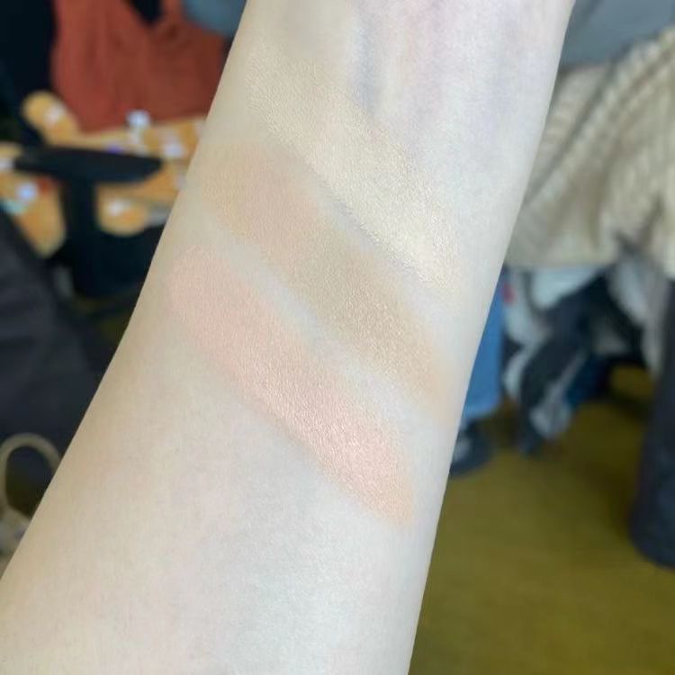 Kem Che Khuyết Điểm Ba Màu Làm Sáng Tông Màu Da Che Phủ Mụn Lâu Trôi 5g Standard Size