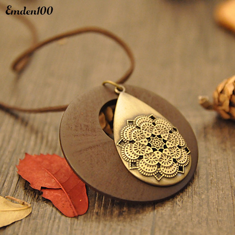 Vòng cổ Nữ Chất Liệu Nhung Mặt Gỗ Chạm Khắc Rỗng Phong Cách Vintage