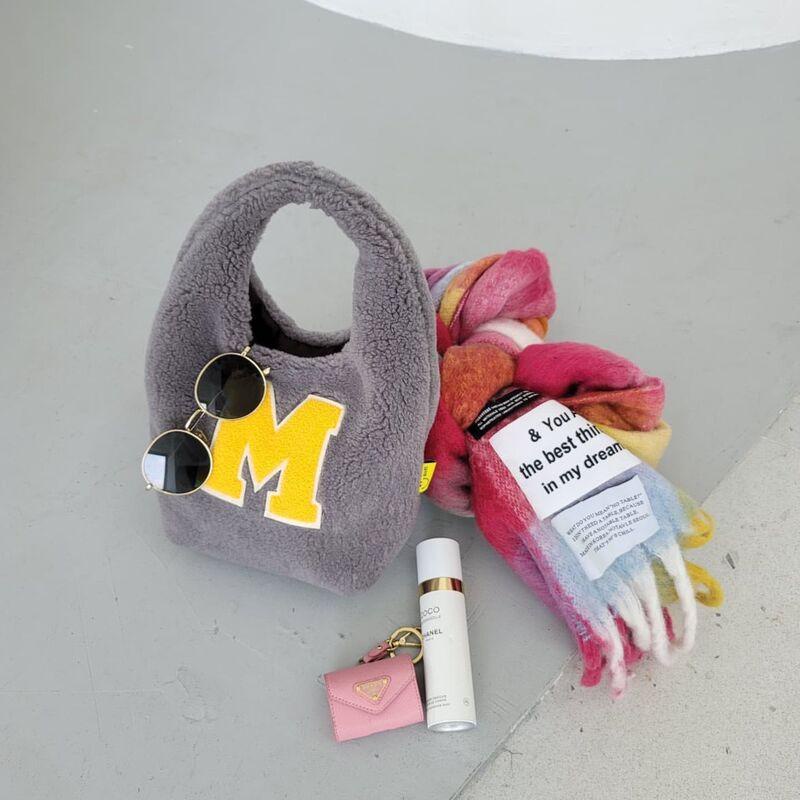 Túi Xách Lông Cừu Cỡ Lớn Thêu Họa Tiết Thời Trang Mùa Đông Cho Nữ