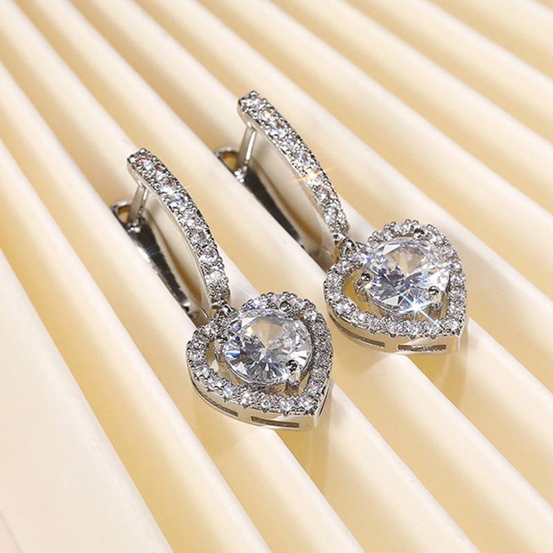 Khuyên Tai Hình Trái Tim Đính Đá Zircon Chất Lượng Cao Cho Nữ