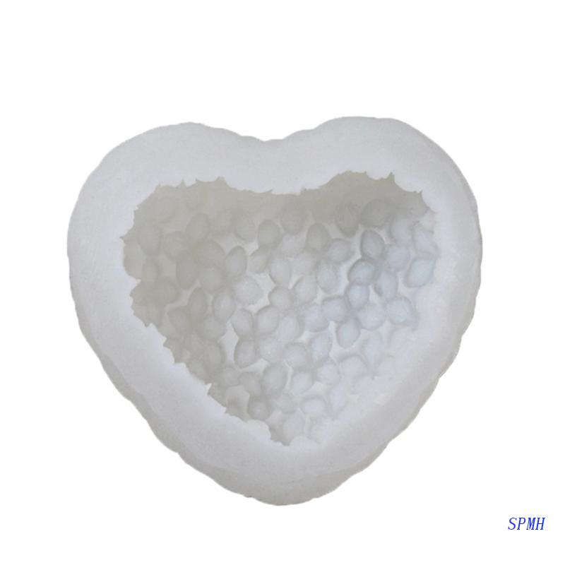 Khuôn Silicone Làm Bánh Hình Trái Tim 3D