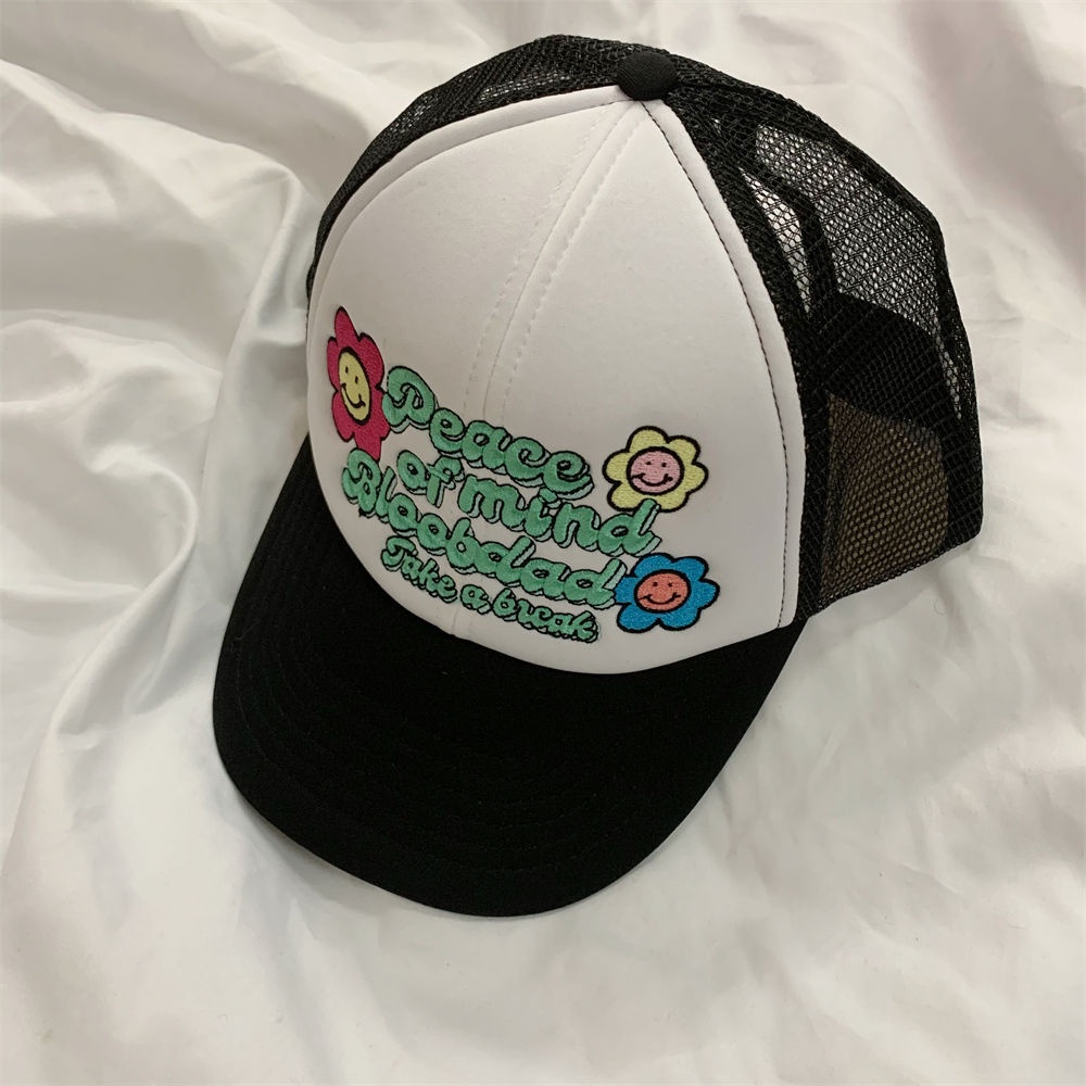 Mũ Lưỡi Trai Cho Nam Và Nữ Thêu Hình Mặt Cười Phối Lưới Thoáng Khí Thời Trang Mùa Hè