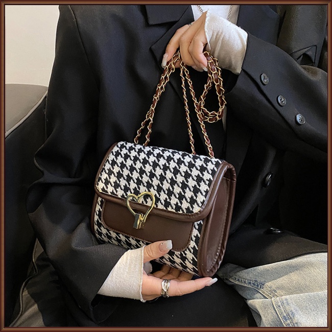 Túi Đeo Chéo Hình Vuông Cỡ Nhỏ Phối Dây Đeo Sợi Xích Phong Cách Cổ Điển Thời Trang Cho Nữ