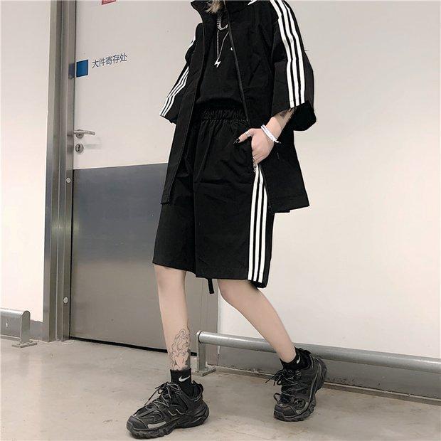 Bộ Áo Khoác Tay Ngắn Dáng Rộng Phối Quần Short Cỡ Lớn Thời Trang Cho Nam Và Nữ