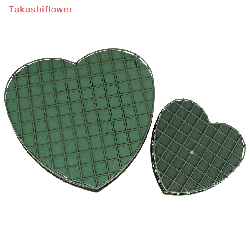 Mút Xốp Hình Trái Tim Dùng Trang Trí Tiệc Cưới