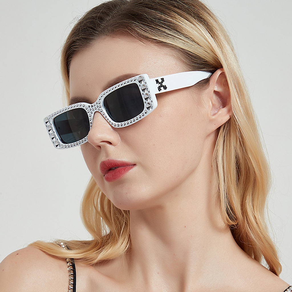 Kính Mát Gọng Vuông Bản Nhỏ Đính Đá Pha Lê Phong Cách Retro