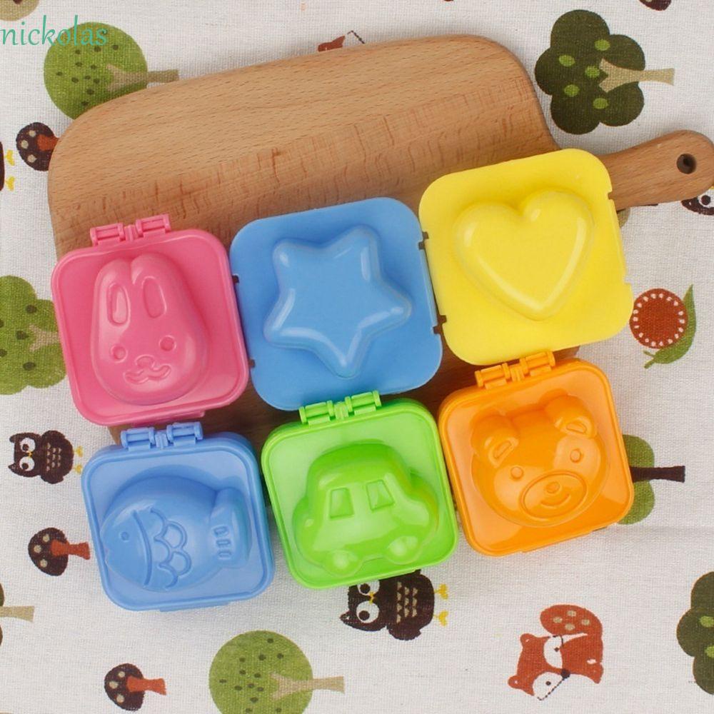 Set 6 Khuôn Làm Cơm Nắm 3D Bằng Nhựa