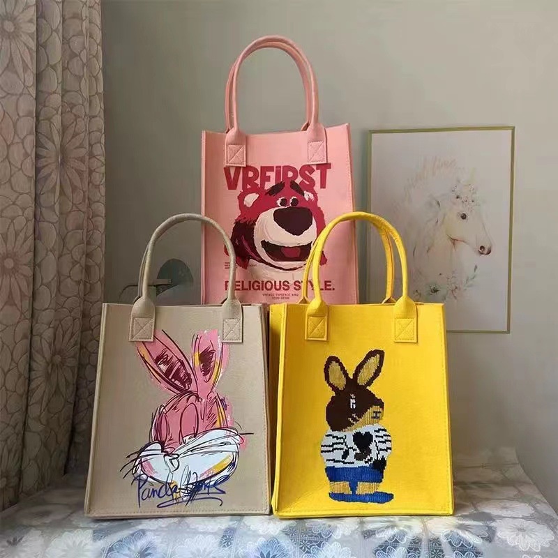 Mới Túi Xách Tay Bằng Vải Nỉ Sức Chứa Lớn In Họa Tiết Hoạt Hình Thời Trang