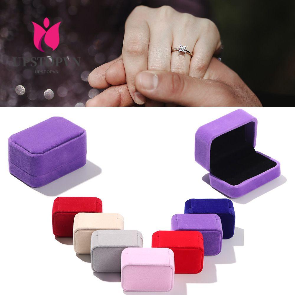 Hộp Đựng Trang Sức Cao Cấp Hình Vuông Bằng Nhung Sang Trọng