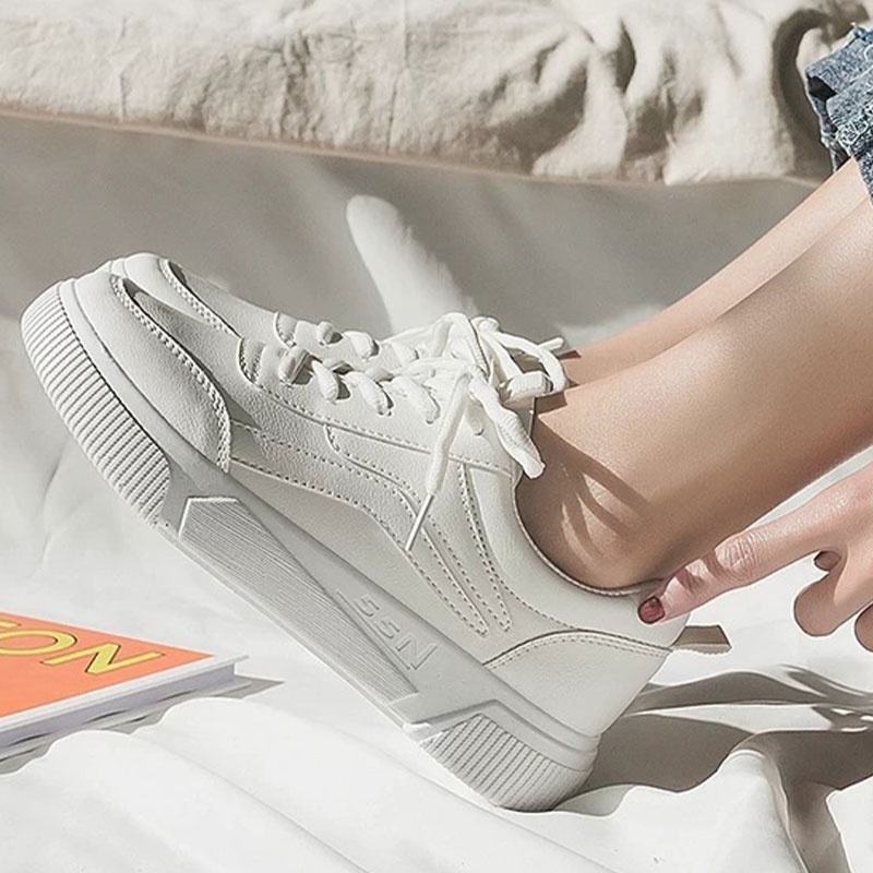 BAILUDAREN.️Giày thể thao trắng buộc dây dễ phối đồ thời trang thường ngày phong cách Hồng Kông cho nữ