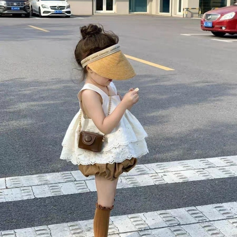 Bộ Áo Thun Không Tay Thêu Hình + Quần Đùi Phong Cách Hàn Quốc Thời Trang Mùa Hè Dành Cho Bé Gái