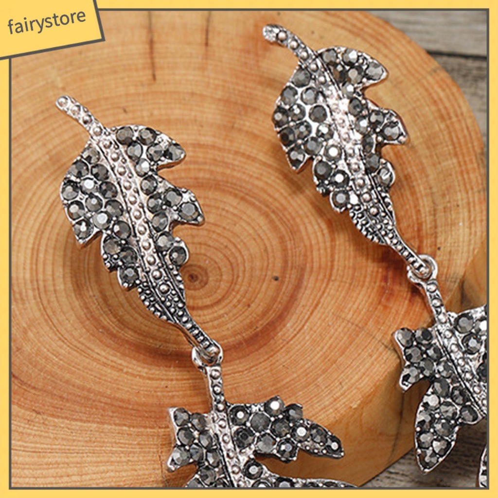 1 Đôi Bông Tai Hình Chiếc Lá Đính Đá Phong Cách Vintage Dành Cho Nữ