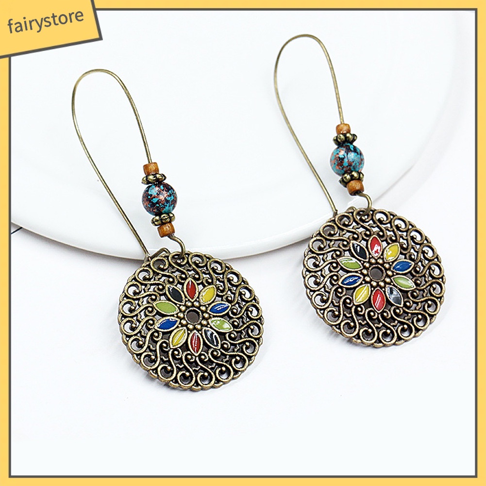 Bông Tai Dáng Dài Mặt Tròn Khắc Họa Tiết Hoa Phong Cách Cổ Điển Thời Trang