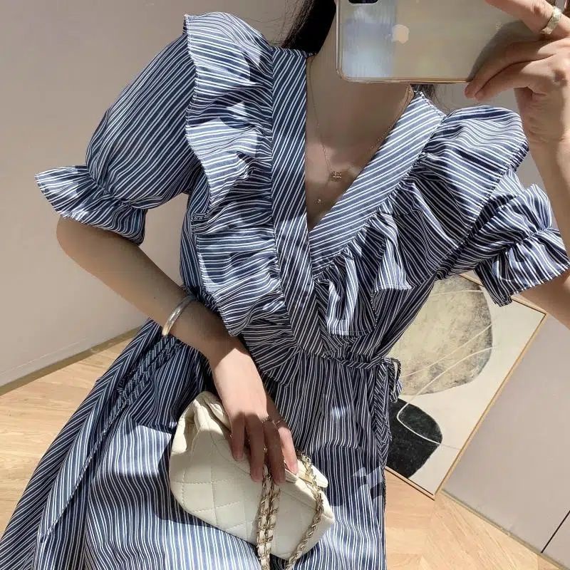 Đầm Tay Phồng Cổ Chữ V Dáng Rộng Họa Tiết Kẻ Sọc Thời Trang Mùa Hè 2023 Mới Phong Cách Pháp Cho Nữ