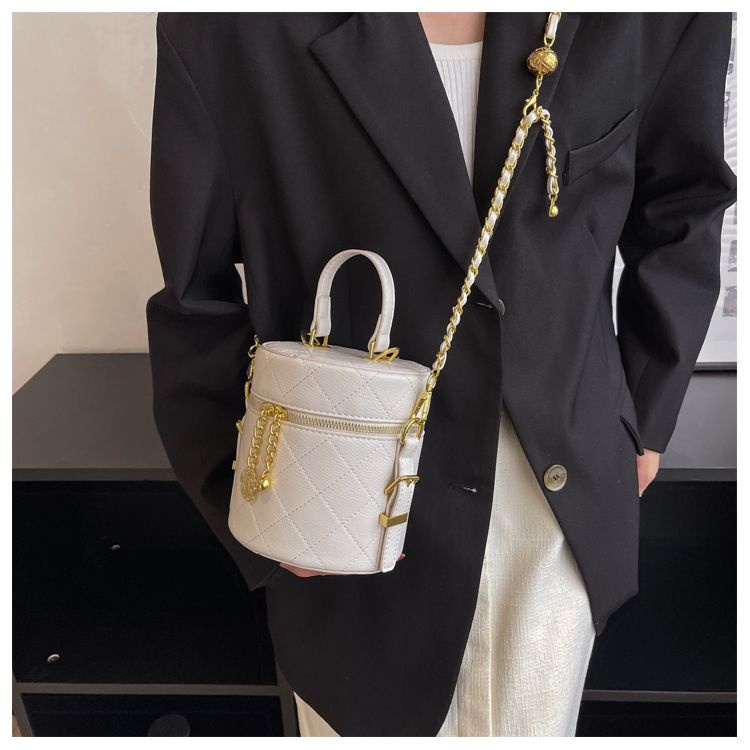 Túi Xách Đeo Vai Hình Trụ Phối Dây Xích Đính Đá Thời Trang Dành Cho Nữ