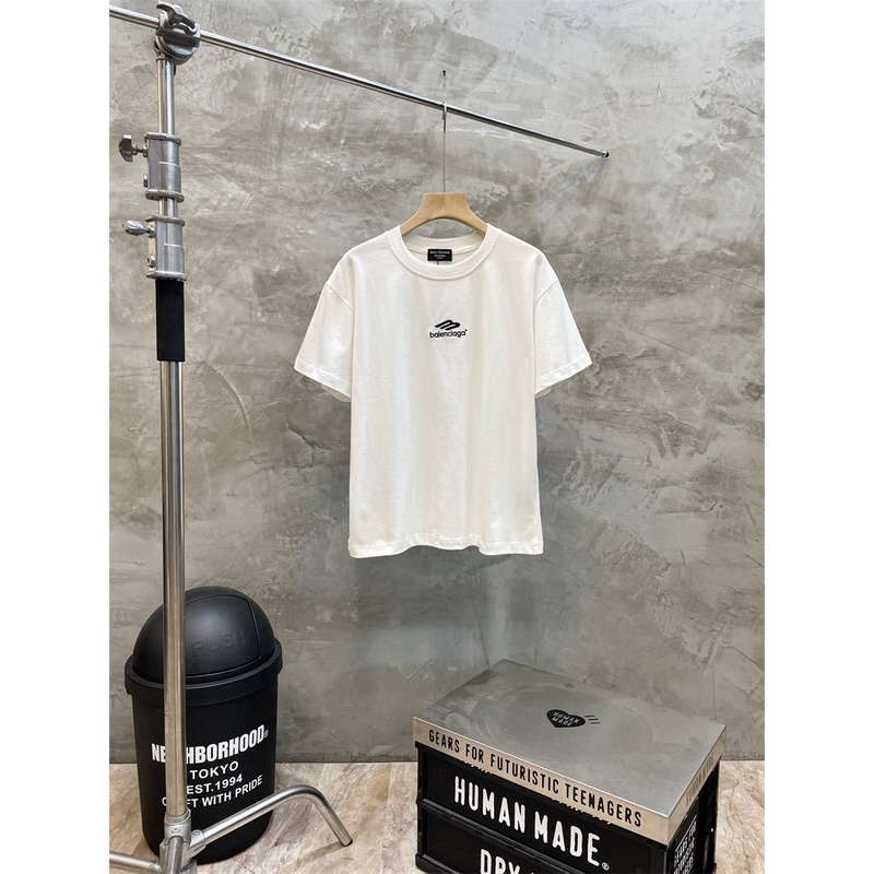 Áo Thun Tay Ngắn Thêu Chữ Ba-Classic 23ss 3B