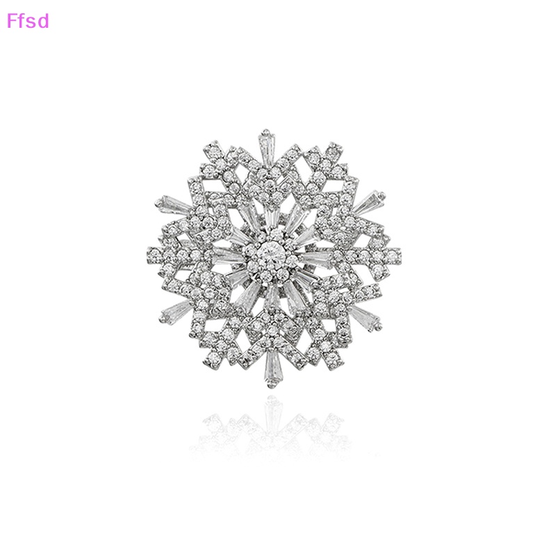 Ghim Cài Áo Hình Bông Tuyết Đính Đá Pha Lê Xoay Được Thời Trang Cho Nữ