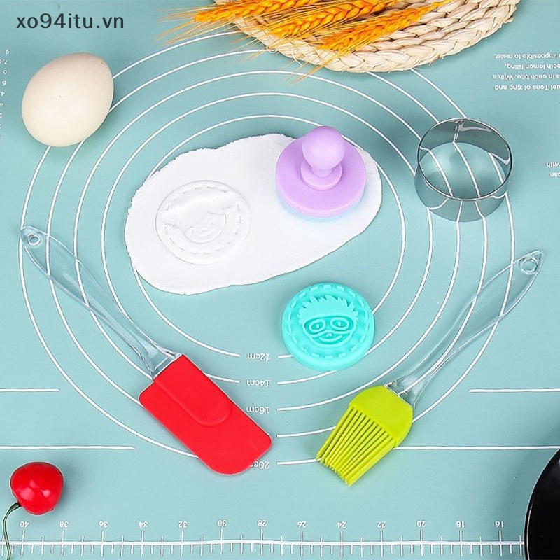 Bộ 6 Khuôn Cắt Bánh Quy Bằng Nhựa Họa Tiết Hoạt Hình 3D