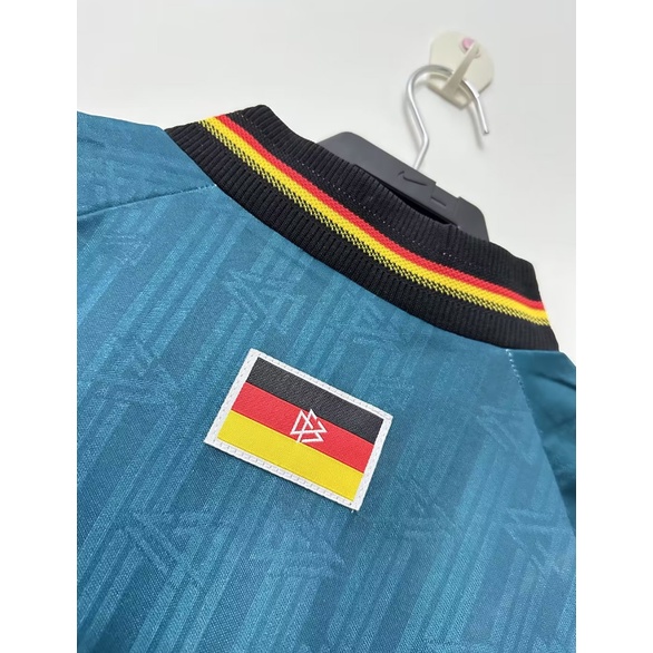 Áo Thun Số 96 Đội Tuyển Đá Banh Đức Phong Cách retro