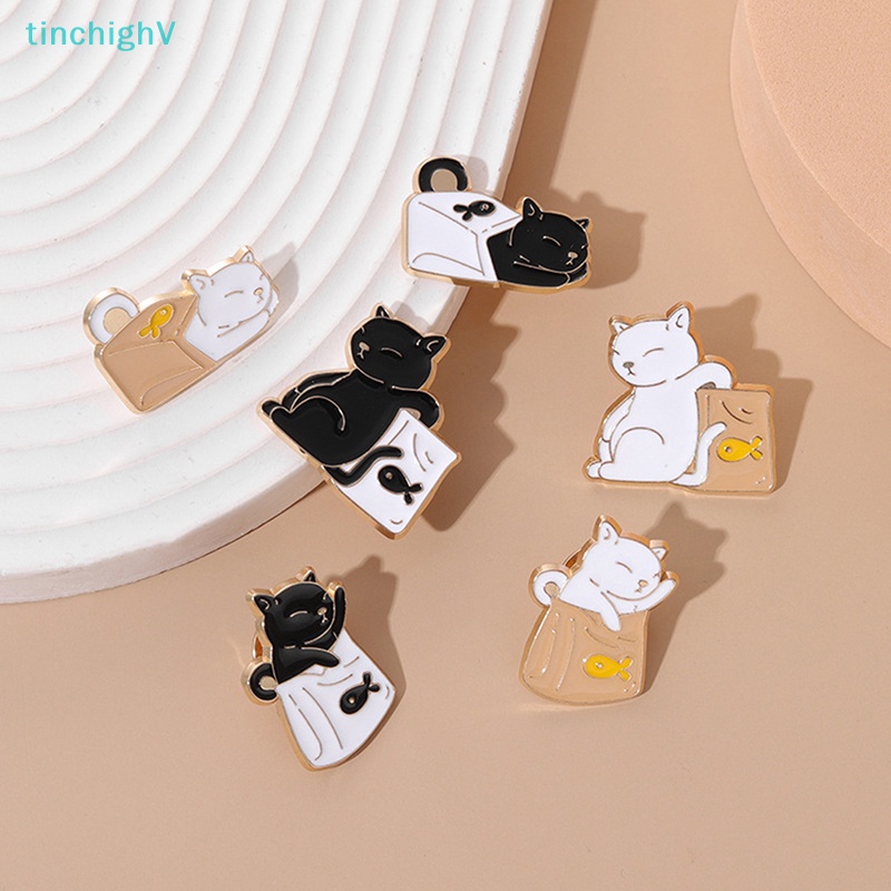 [TinchighV] Ghim Cài Áo Hình Mèo Tráng Men Màu Trắng Đen Dễ Thương Dành Cho Nữ [Mới]