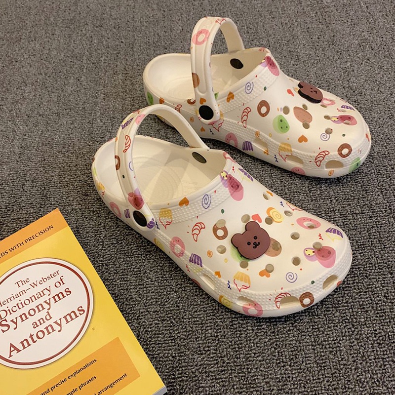 One more shoes⭐Xăng đan Đế Dày Họa Tiết Hoạt Hình Xinh Xắn Dành Cho Nữ