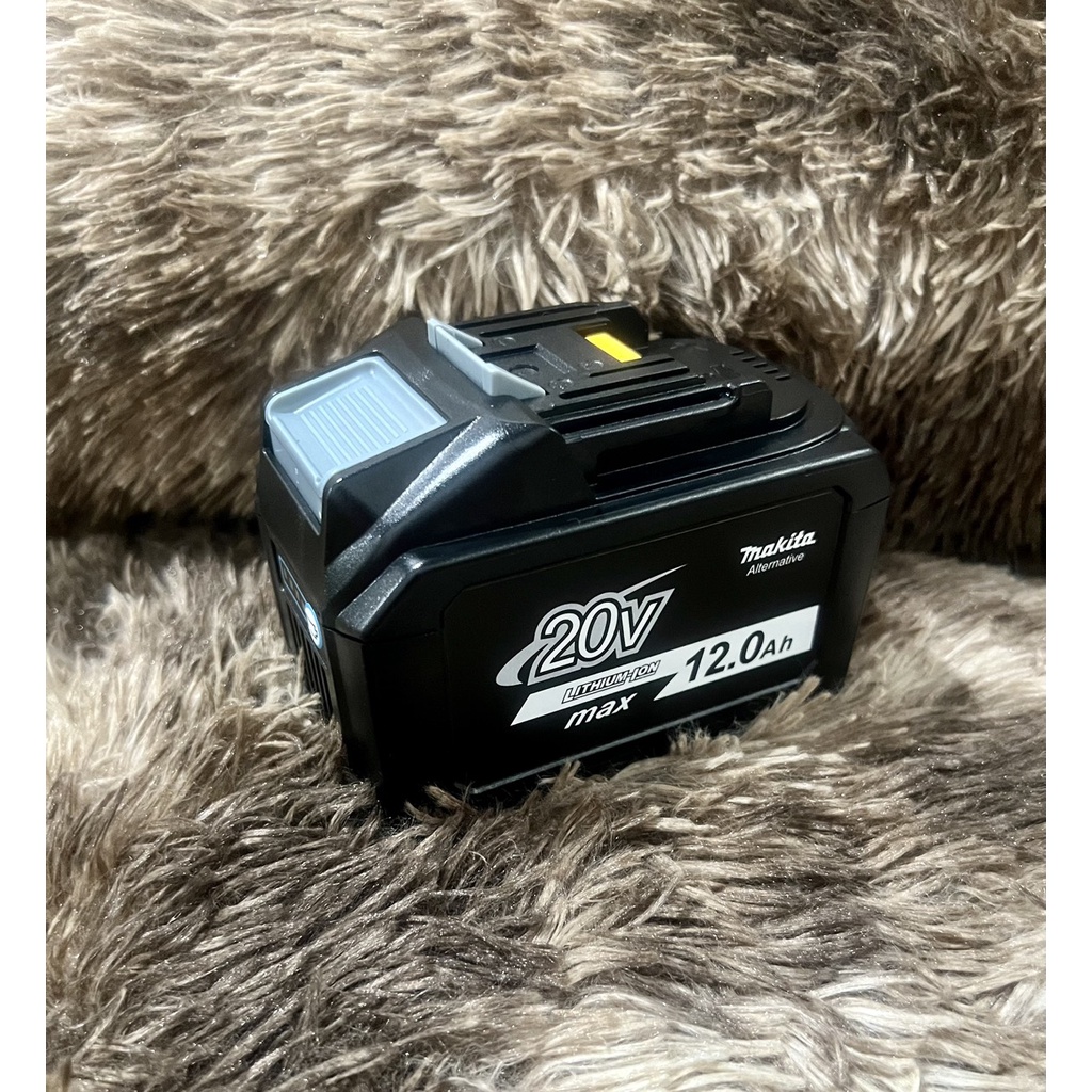 Pin MAKITA 18V dung lượng 12Ah , 15 cell SONY VTC6A 21700 , nhận sạc zin, có led báo pin