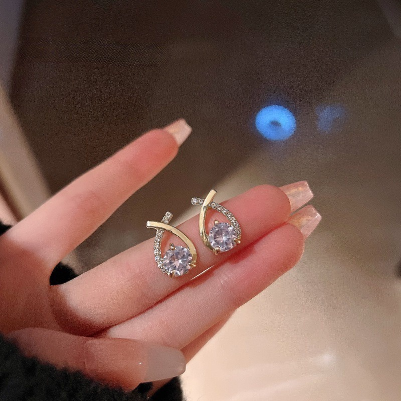 Bông Tai Hình Chữ Thập Đính Đá Zircon Đơn Giản Cho Nữ