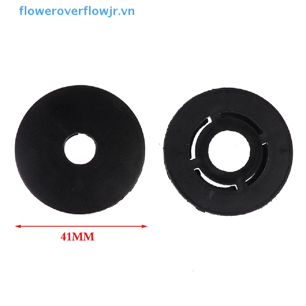 Set 8 Kẹp Cố Định Thảm Lót Sàn Xe Hơi