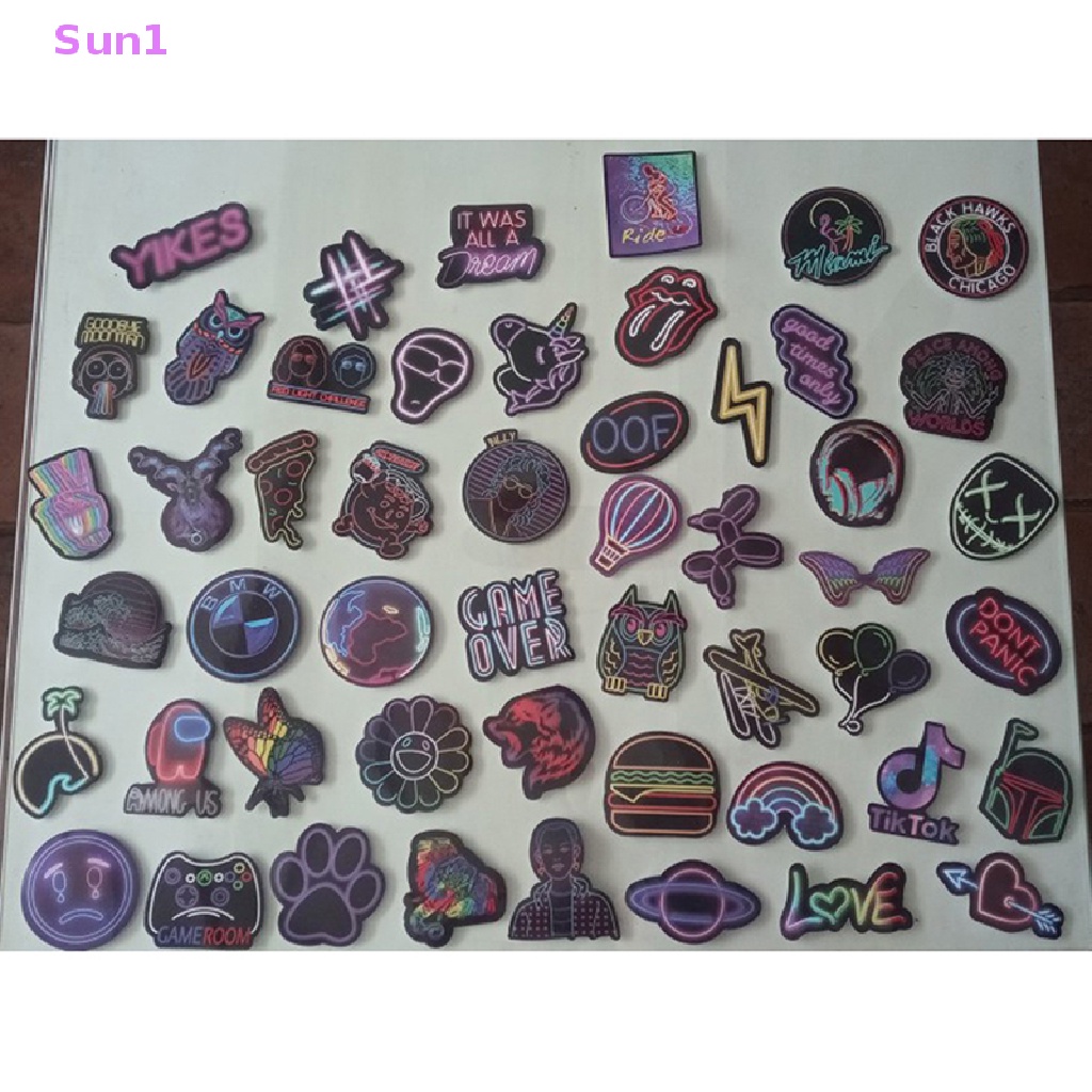 Sun1 > 50 Miếng Dán Hoạt Hình Graffiti Trang Trí Vali Xe Hơi Xe Máy DIY