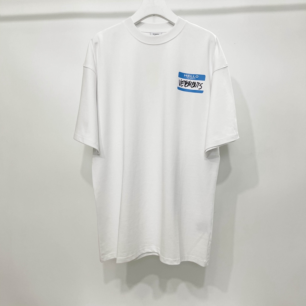 Vetements Áo Thun cotton Tay Ngắn Cổ Tròn In LOGO Chữ Trước Và Sau Thời Trang Cho Nam Và Nữ