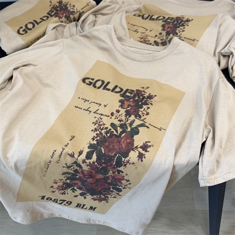 Áo Thun Nữ Ngắn Tay Cổ Tròn In Chữ