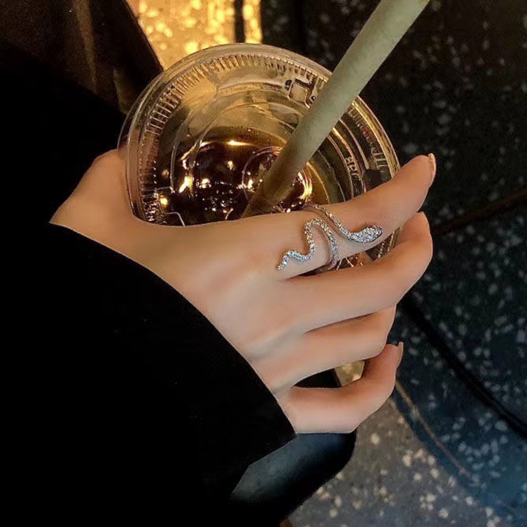 Nhẫn Hình Rắn Đính Đá Sáng Bóng Thanh Lịch Quyến Rũ Dễ Phối Đồ Mặc Hàng Ngày Cho Nữ