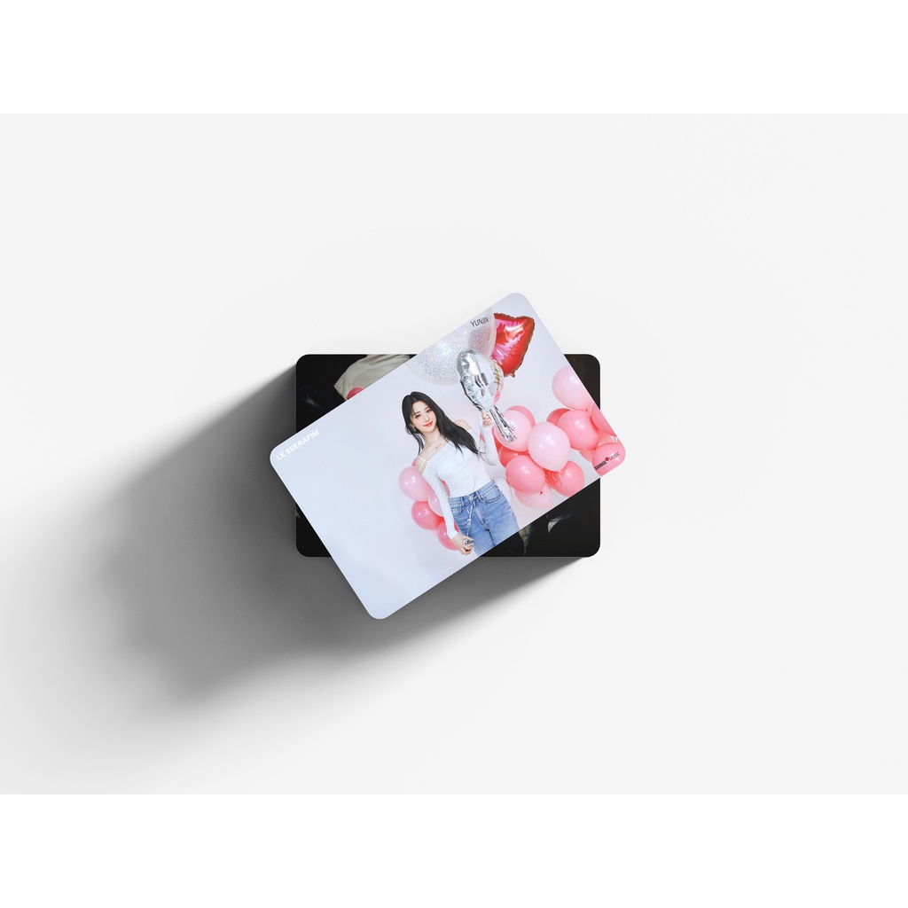 Hộp 55 Ảnh LOMO card Miyawaki Sakura Kim ChaeWon KAZUHA Hong JenniferEunchae