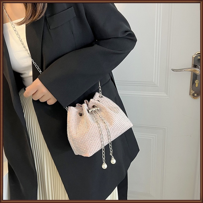 Túi Xách Đeo Vai Đính Đá Sang Trọng Đơn Giản Cho Nữ